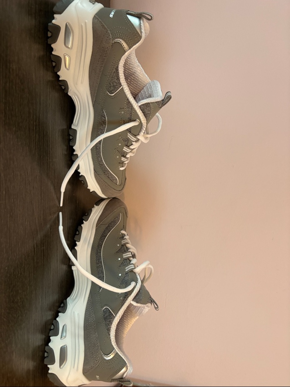 Skechers D'Lites Women's Gray and White Athletic Sneakers with Pink Lining - Picture 8 of 9